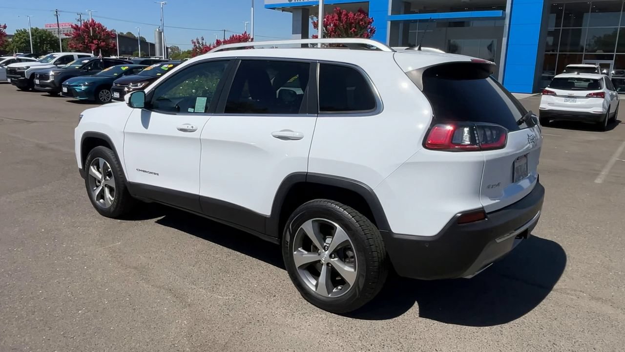 Used 2021 Jeep Cherokee Limited w/ Trailer Tow Group AWD/4WD image 5