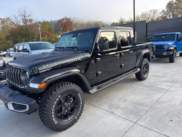New 2025 Jeep Gladiator Sport image 11