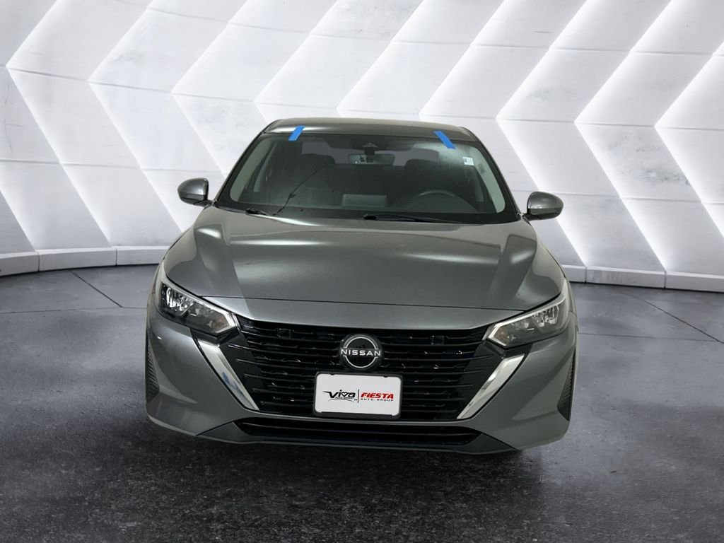 Used 2024 Nissan Sentra SV FWD image 2
