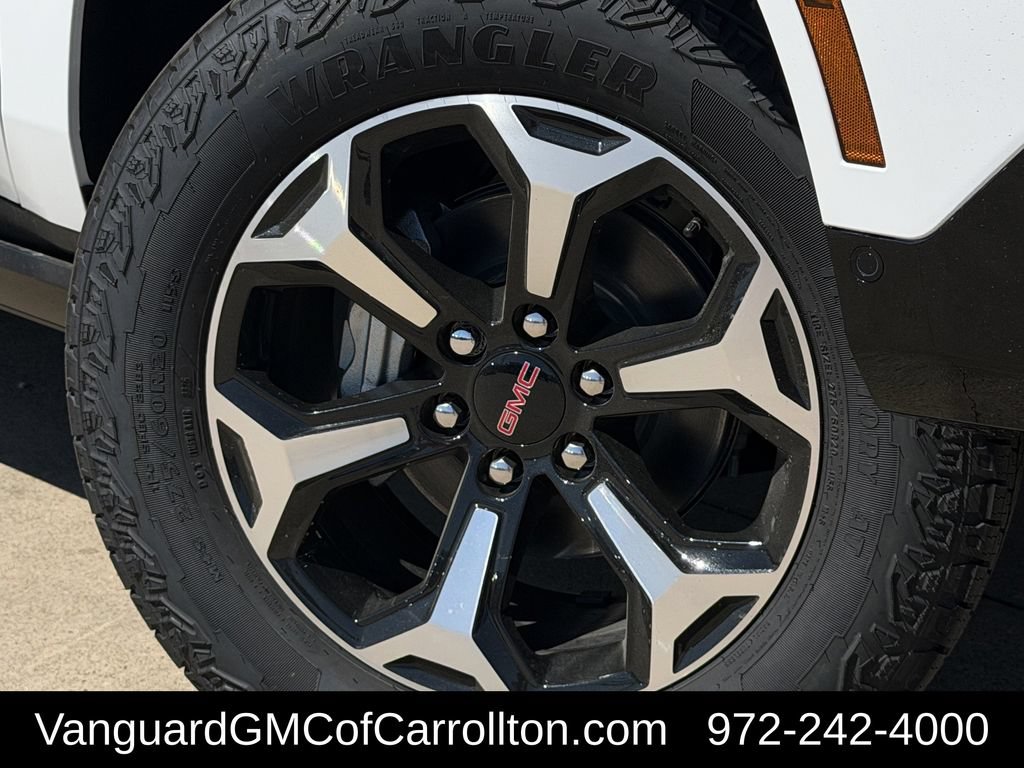 New 2026 GMC Yukon XL AT4 w/ AT4 Premium Package AWD/4WD image 9