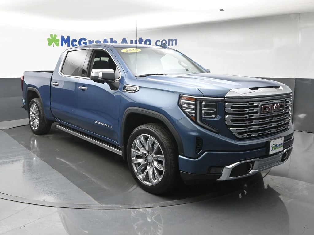 Used 2025 GMC Sierra 1500 Denali w/ Denali Reserve Package AWD/4WD image 2