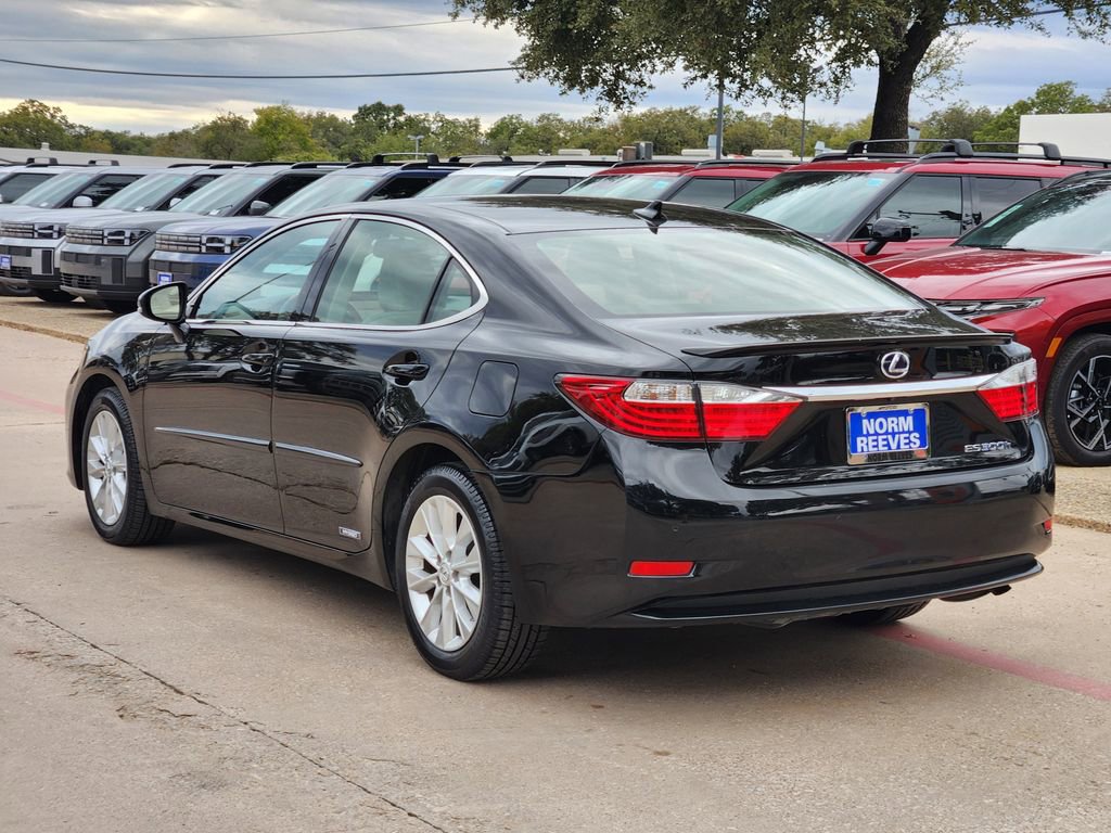 Used 2014 Lexus ES 300h image 3