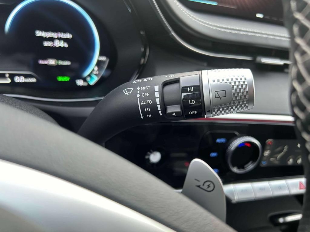 New 2025 Genesis Electrified GV70 w/ Prestige Package AWD/4WD image 13
