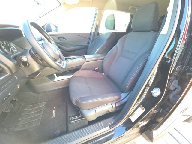 Used 2023 Nissan Rogue S image 13