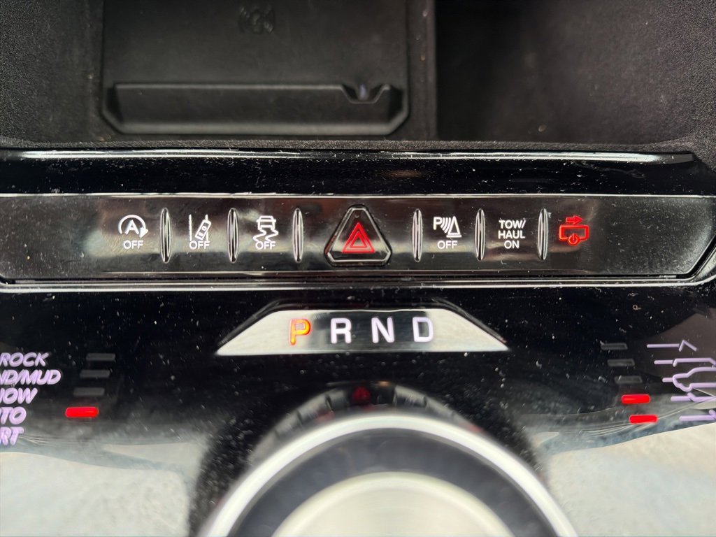 Used 2022 Jeep Wagoneer Series III w/ Premium Group I image 49