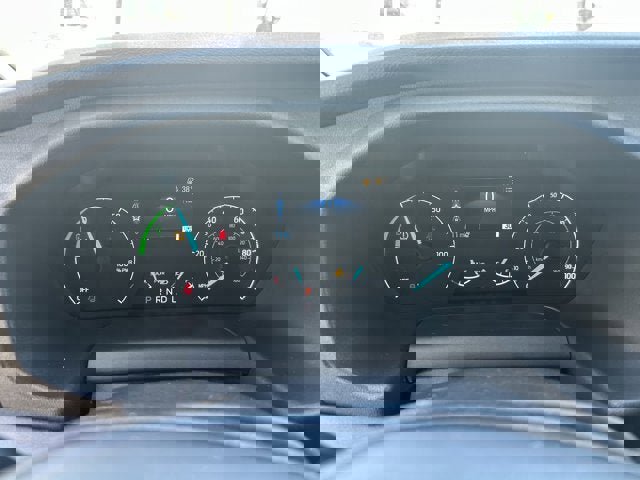 Used 2022 Ford E-Transit Med./Roof w/ Load Area Protection Package image 11