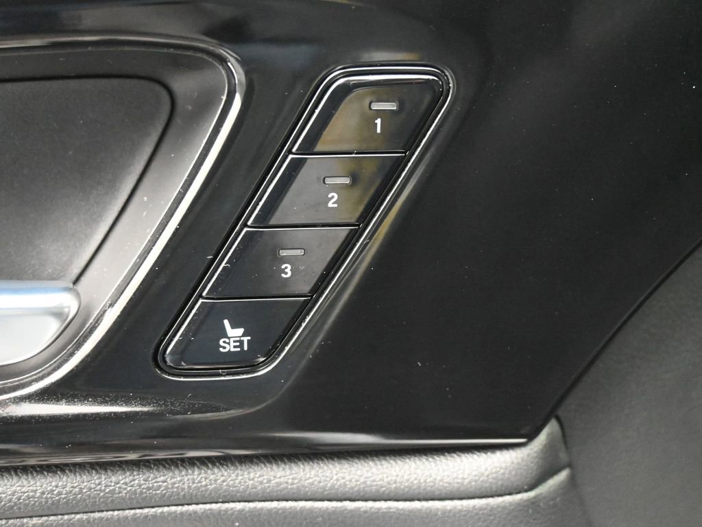 Used 2023 Acura MDX FWD image 5