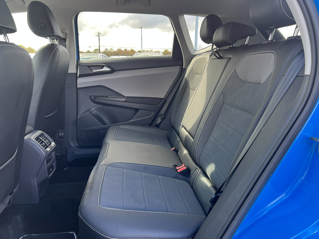 Used 2023 Volkswagen Taos SE image 25