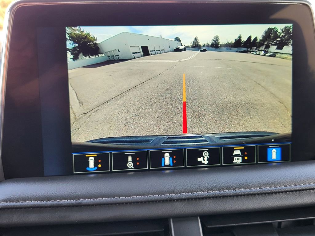 Used 2022 Chevrolet Suburban Z71 w/ Luxury Package image 24