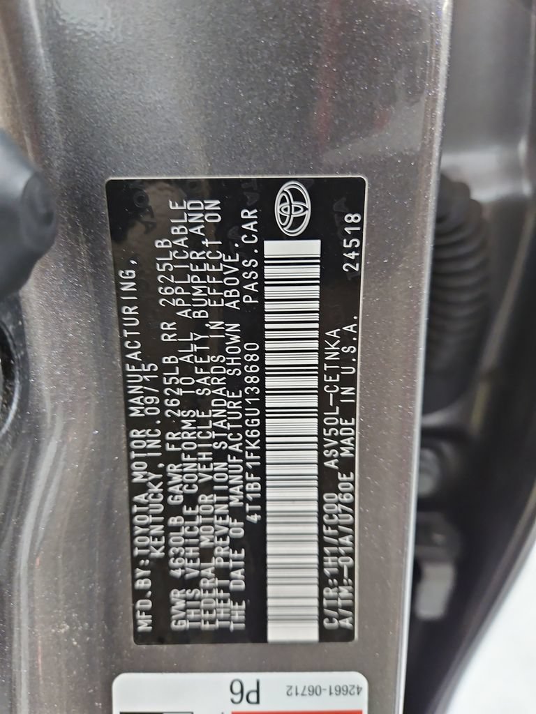 Used 2016 Toyota Camry LE FWD image 29