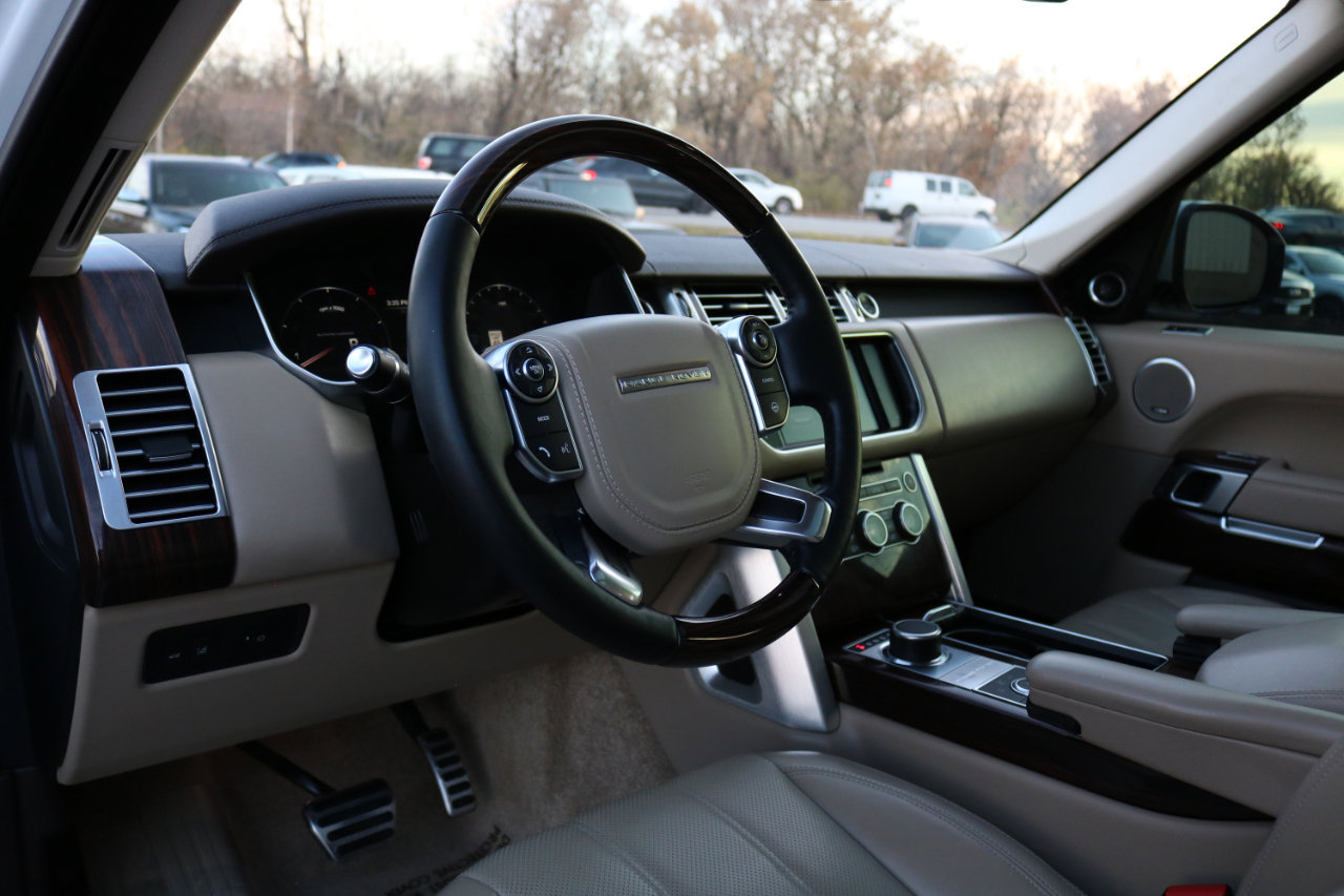 Used 2016 Land Rover Range Rover Supercharged image 22
