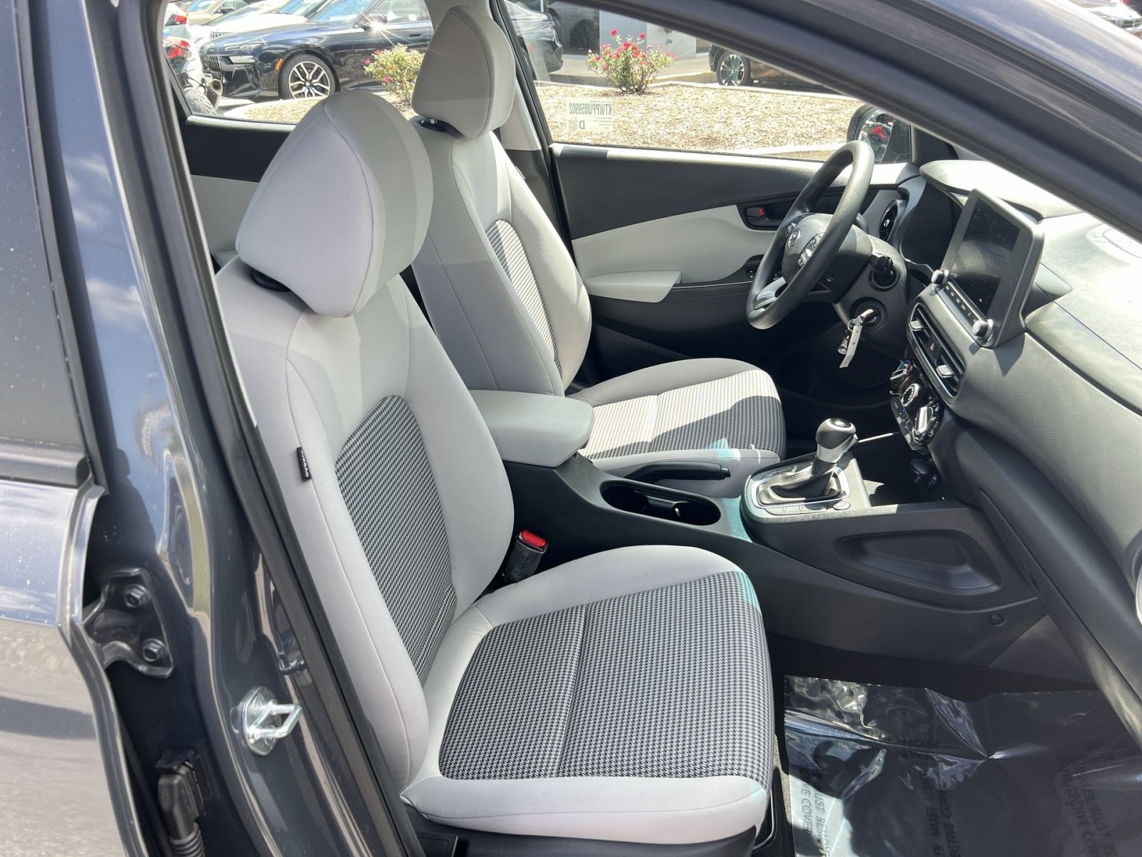 Used 2023 Hyundai Kona SE AWD/4WD image 24