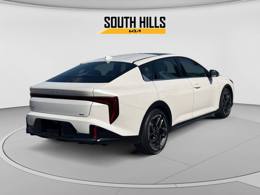 Certified 2025 Kia K4 GT-Line w/ GT-Line Premium Package FWD image 5