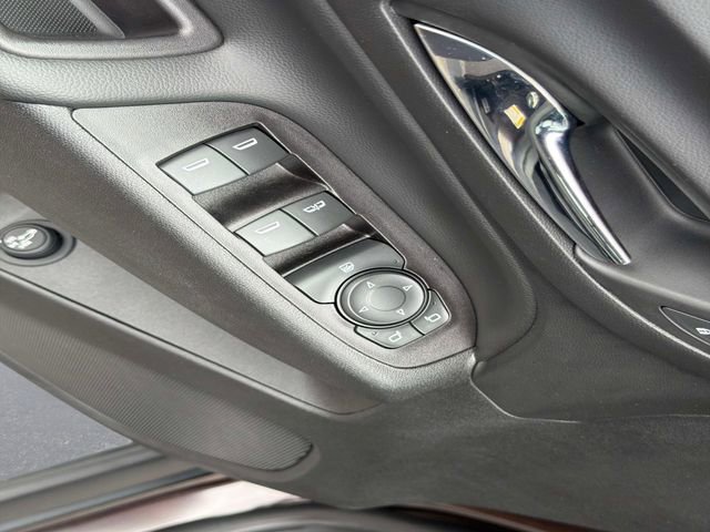 Used 2020 Chevrolet Equinox LT FWD image 20
