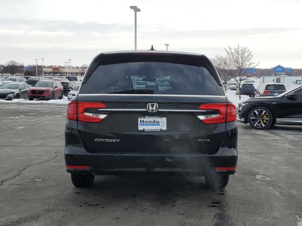Used 2023 Honda Odyssey Elite image 6