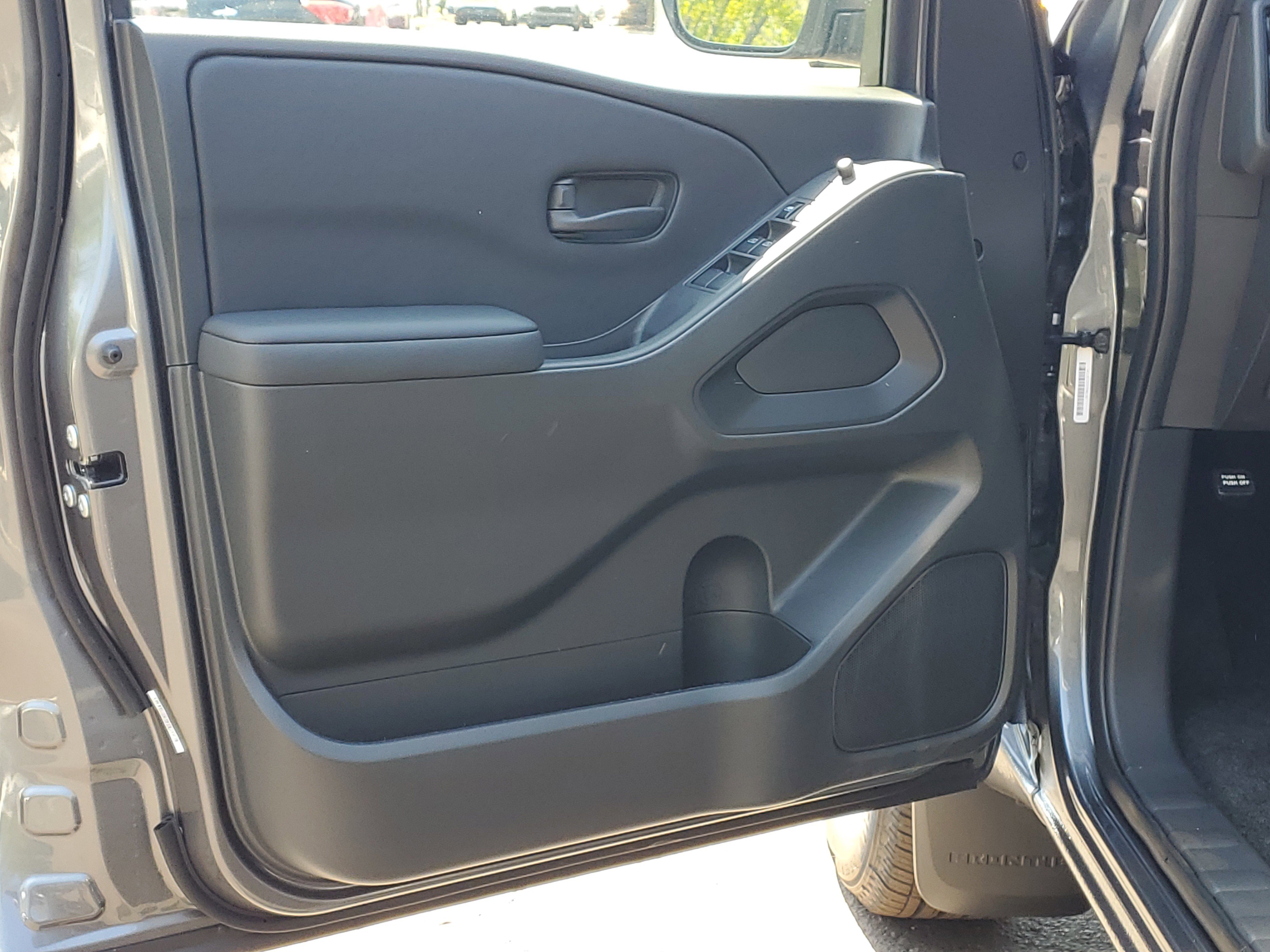 New 2026 Nissan Frontier SV AWD/4WD image 22