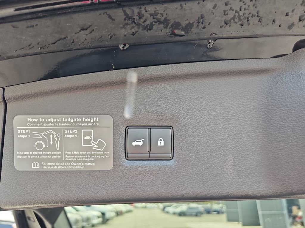 Used 2025 INFINITI QX55 Essential image 17