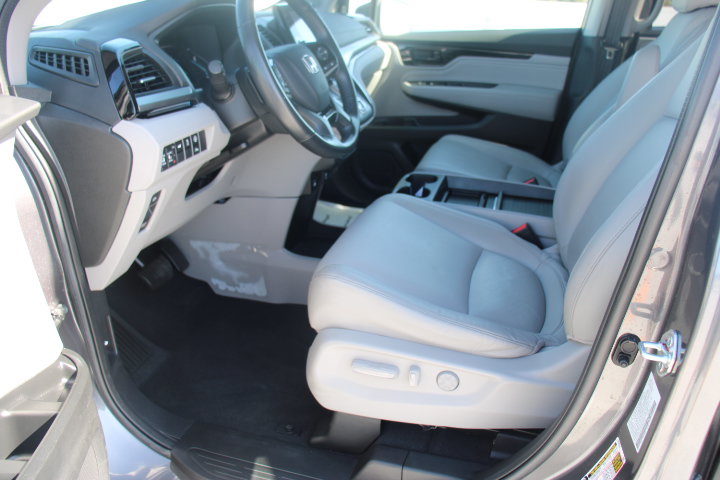 Used 2023 Honda Odyssey Touring image 11