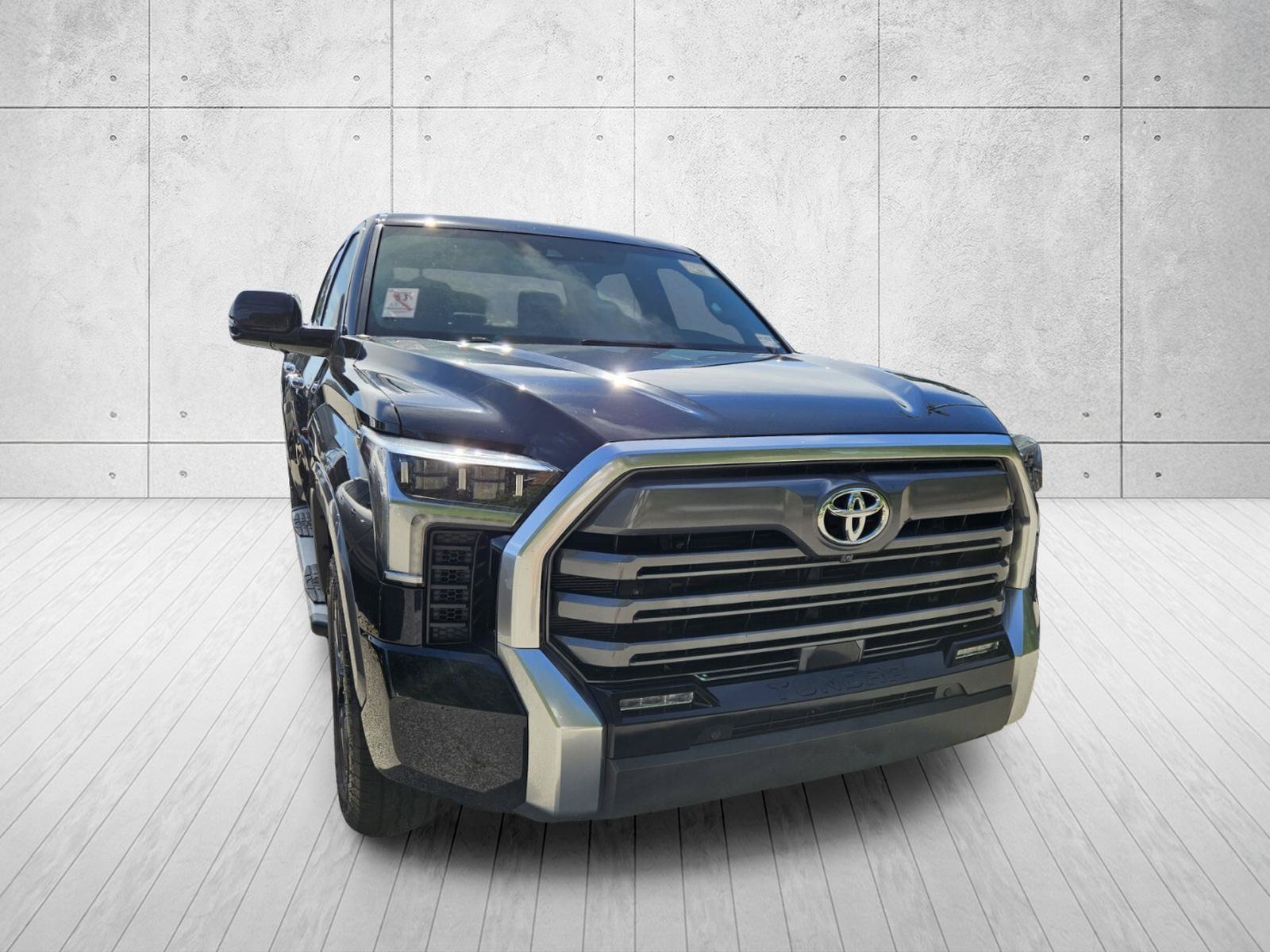 Used 2023 Toyota Tundra Limited AWD/4WD image 4