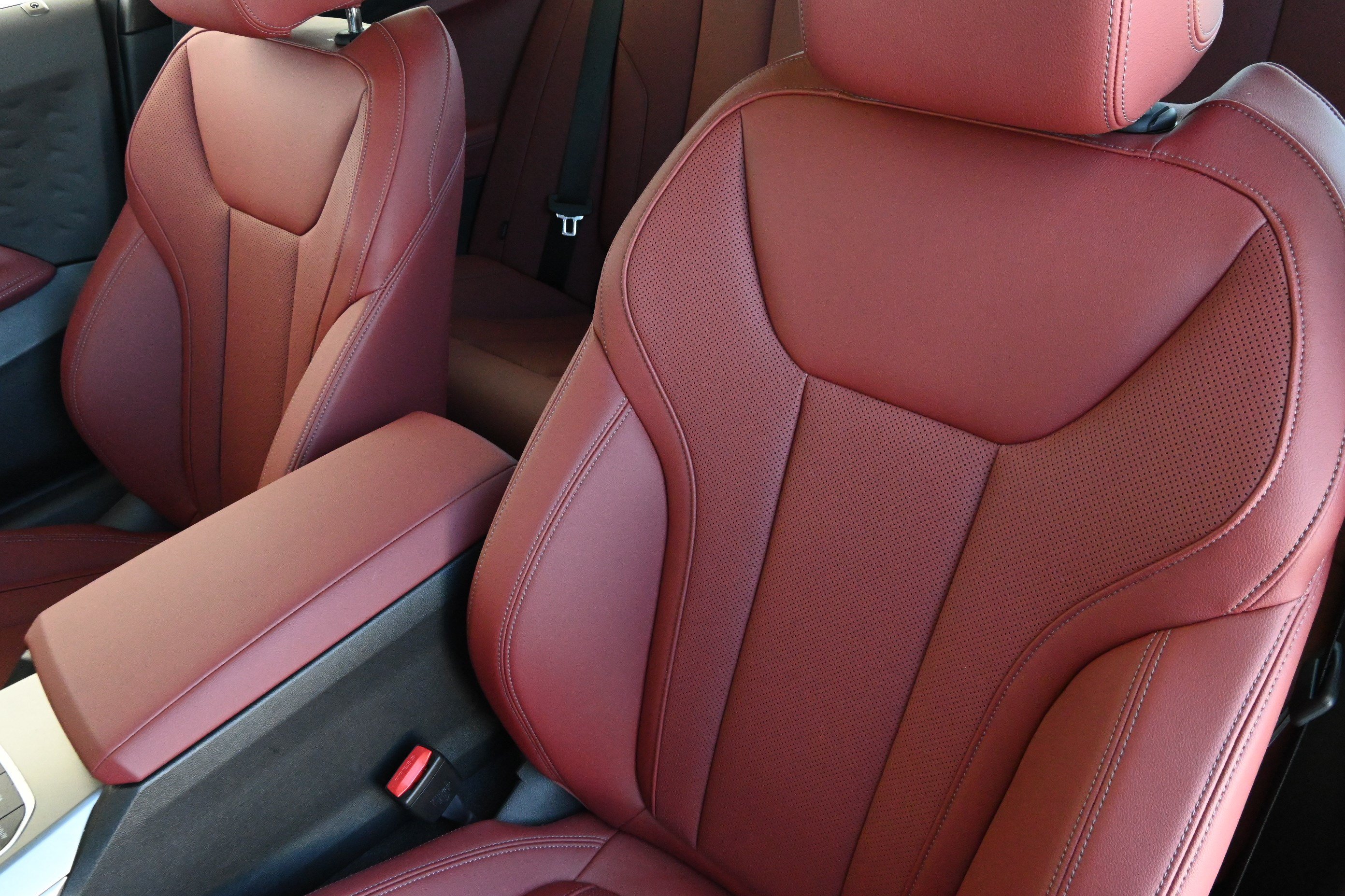 Used 2026 BMW M240i Coupe RWD image 12