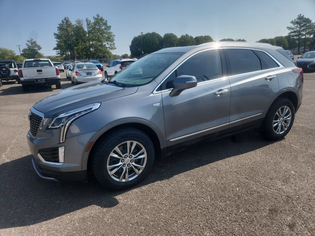 Used 2021 Cadillac XT5 Premium Luxury w/ LPO, Floor Liner Package FWD image 3