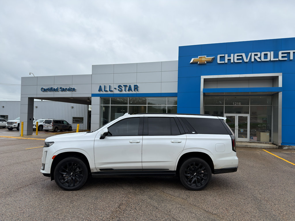 Used 2023 Cadillac Escalade Sport w/ LPO, ONYX Package RWD image 3