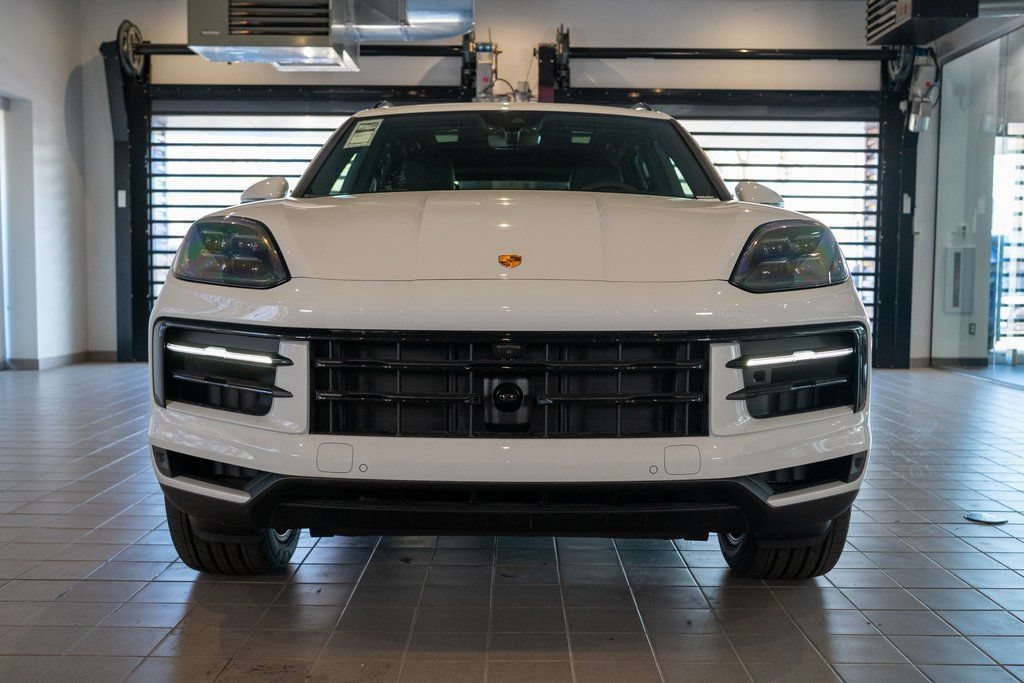 New 2025 Porsche Cayenne AWD/4WD image 8