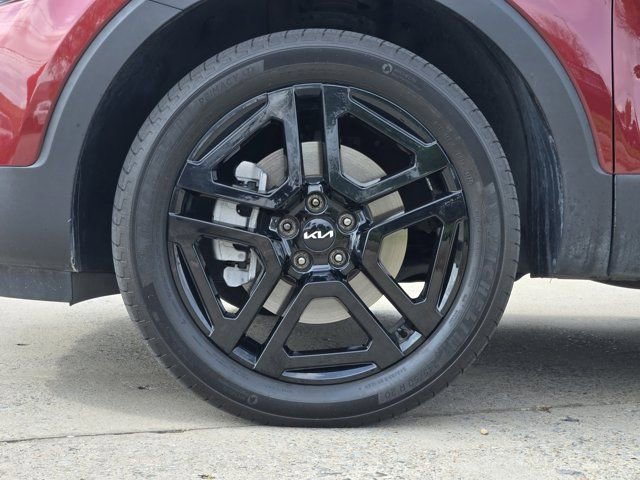 Used 2024 Kia Telluride EX X-Line image 12