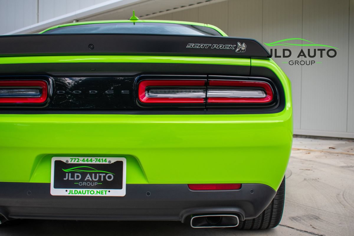 Used 2023 Dodge Challenger R/T Scat Pack RWD image 33