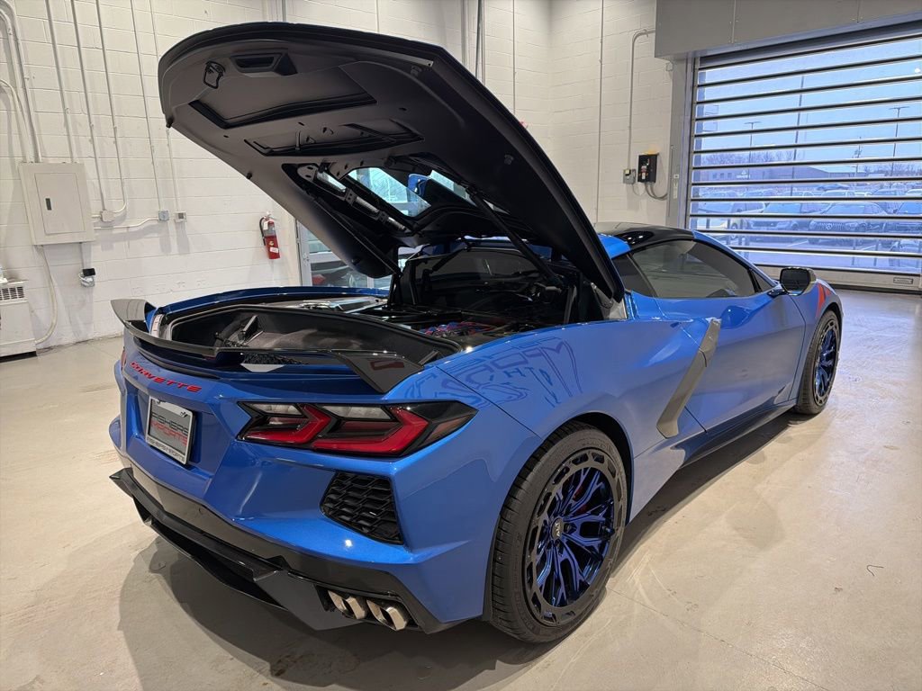 Used 2022 Chevrolet Corvette Stingray Premium Cpe w/ Z51 Performance Package image 46