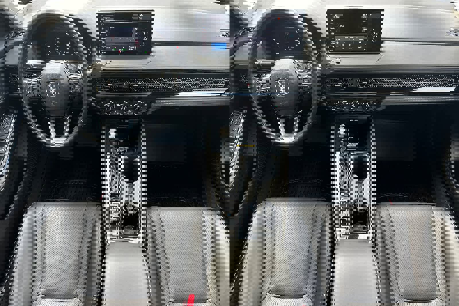 Used 2023 Honda Accord Touring video 3