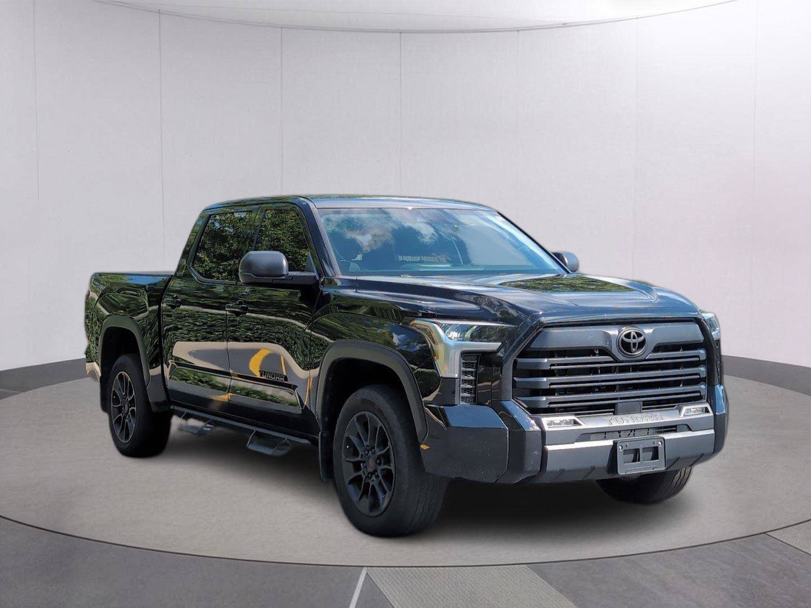 Used 2024 Toyota Tundra SR5 w/ SR5 Premium Package AWD/4WD image 8