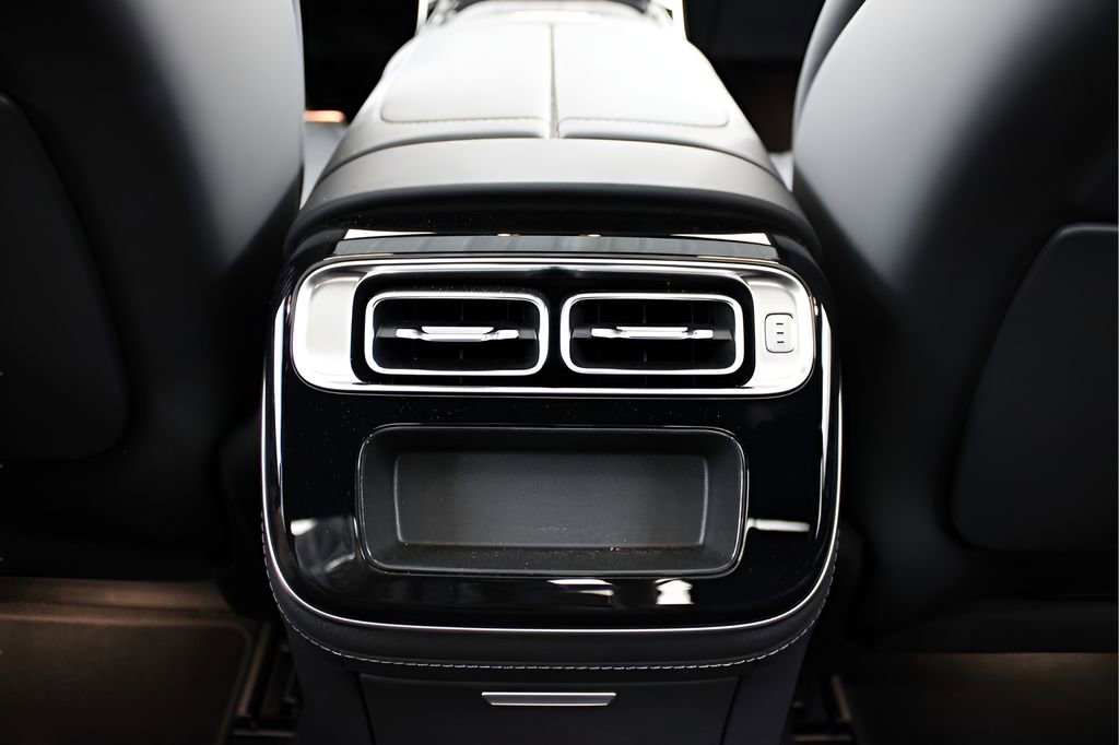 Used 2025 Mercedes-Benz S 580 4MATIC Sedan image 27