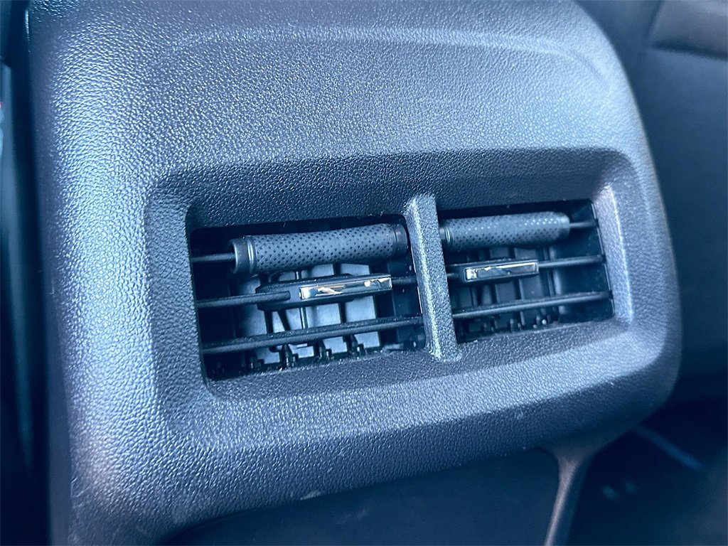 Used 2024 Chevrolet Equinox LT image 24