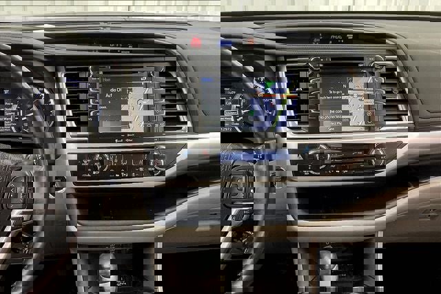 Used 2017 Toyota Highlander XLE image 6