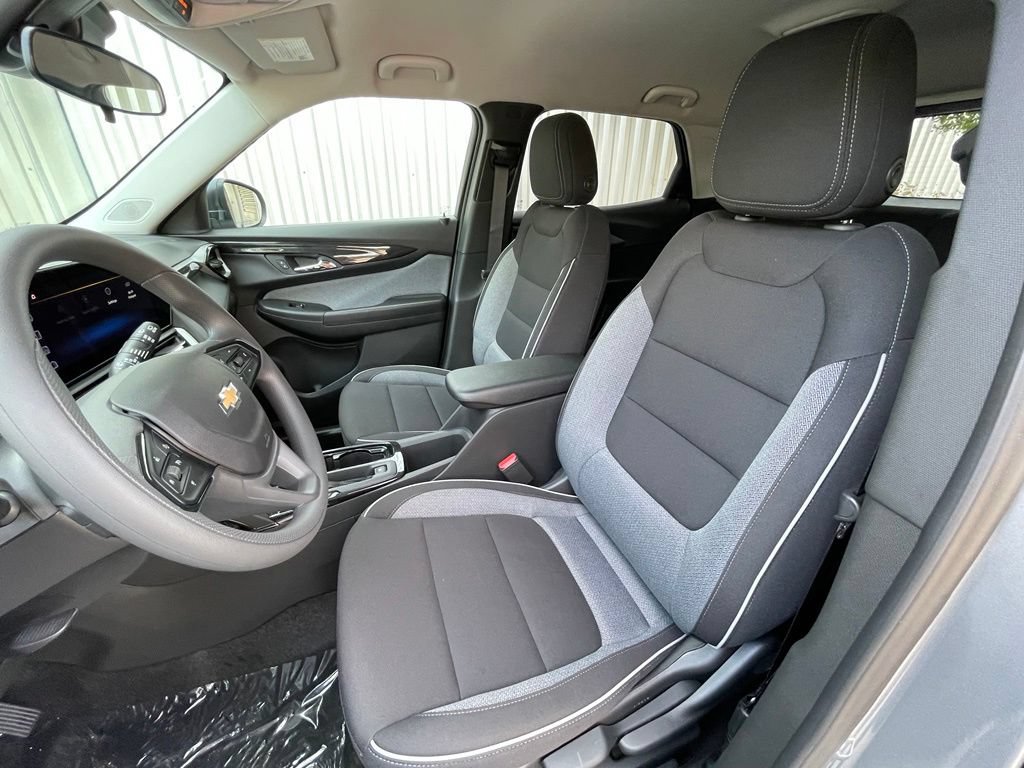 New 2026 Chevrolet TrailBlazer LS w/ LS Convenience Package FWD image 23