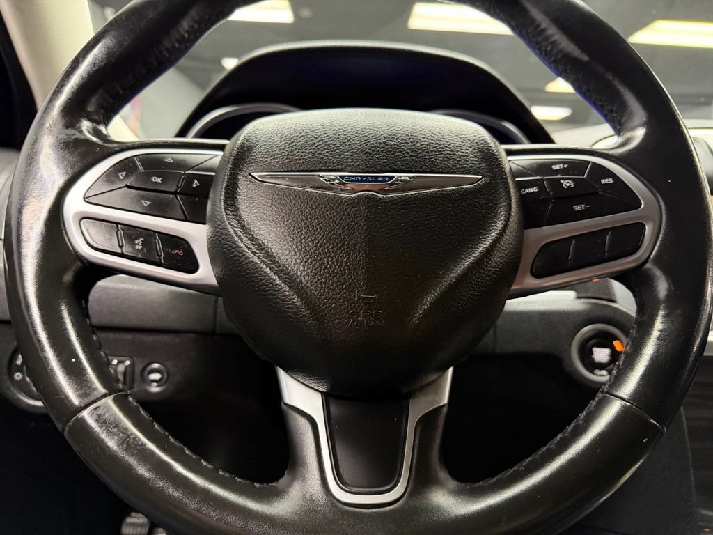 Used 2019 Chrysler 300 Touring w/ Sport Appearance Package RWD image 22