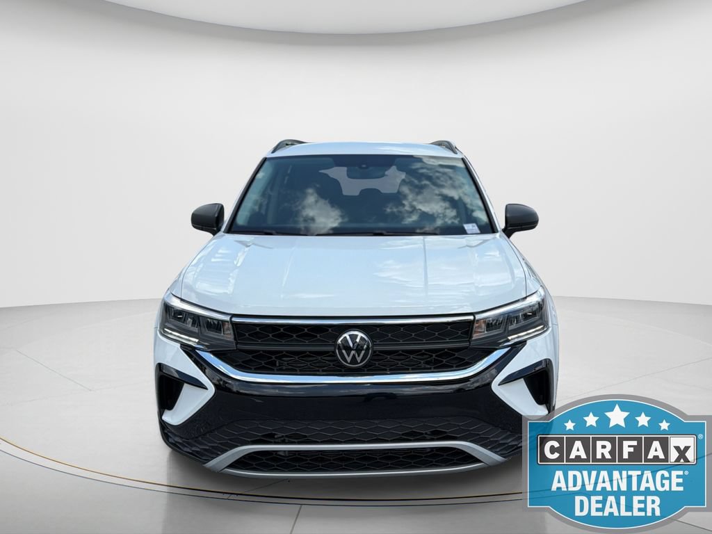 Certified 2023 Volkswagen Taos S FWD image 2