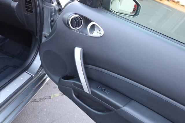 Used 2006 Nissan 350Z Enthusiast w/ (N93) Cargo Convenience Pkg image 31