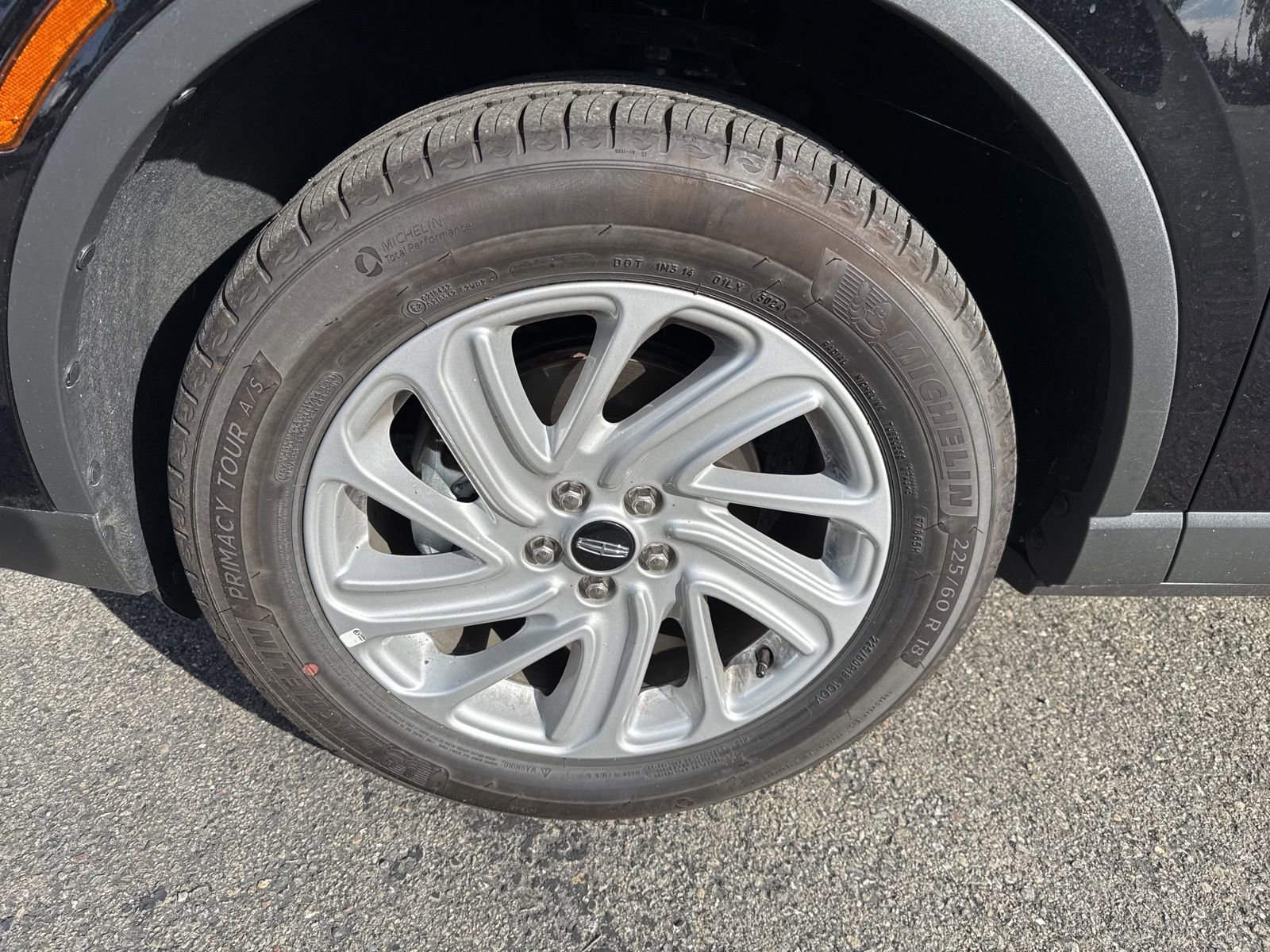 Used 2025 Lincoln Corsair FWD image 16