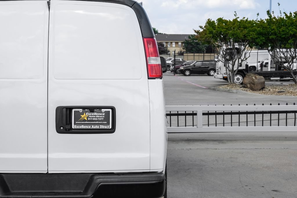 Used 2023 Chevrolet Express 2500 Extended w/ Driver Convenience Package RWD image 42