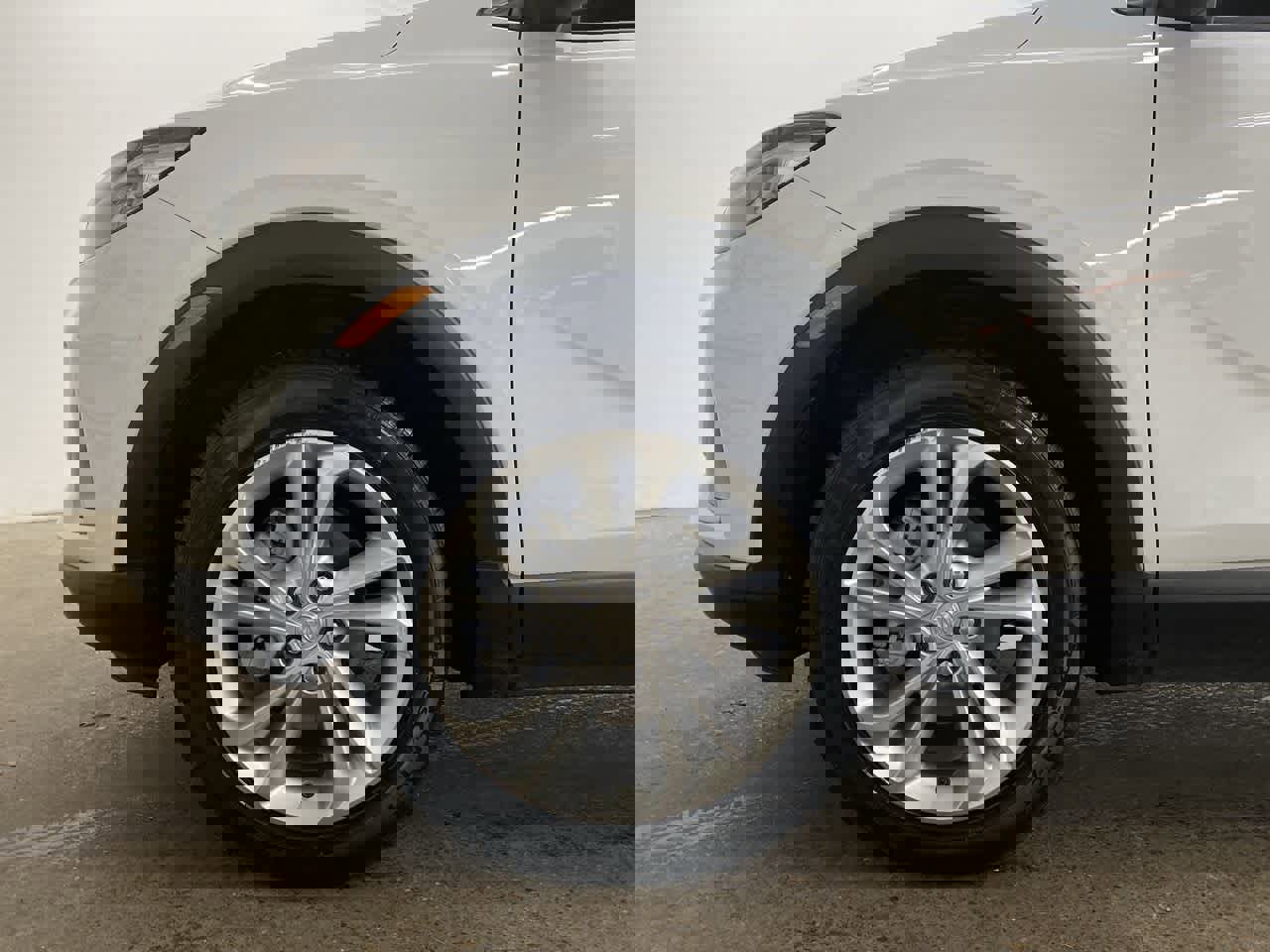 Used 2021 Buick Encore GX Preferred w/ Cold Weather Comfort Package image 11