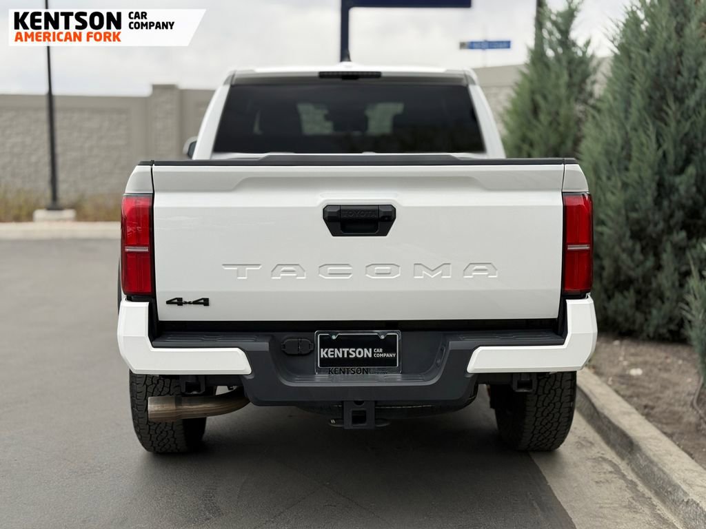 Used 2025 Toyota Tacoma TRD Off-Road image 7