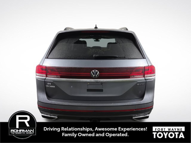 Used 2024 Volkswagen Atlas SE AWD/4WD image 8