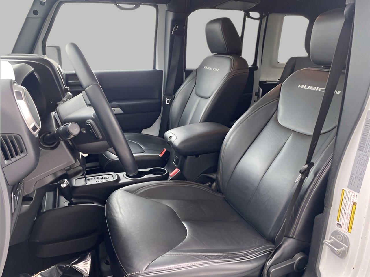 Used 2017 Jeep Wrangler Unlimited Rubicon w/ Connectivity Group image 8