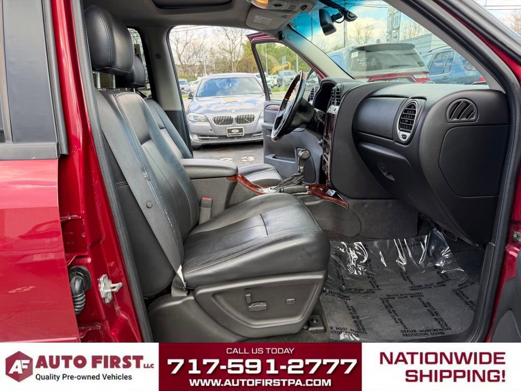 Used 2007 GMC Envoy Denali image 17