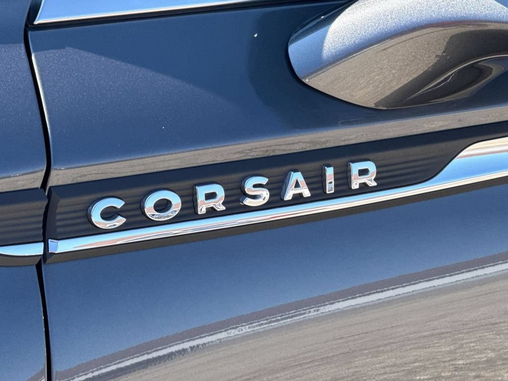 Used 2023 Lincoln Corsair Reserve w/ Equipment Group 202A AWD/4WD image 10