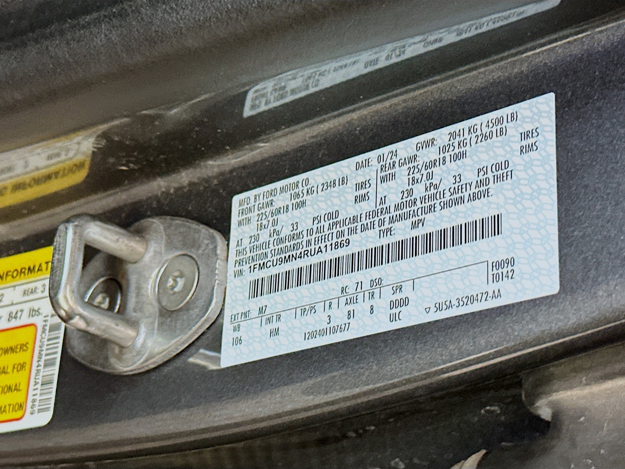 Used 2024 Ford Escape ST-Line image 12