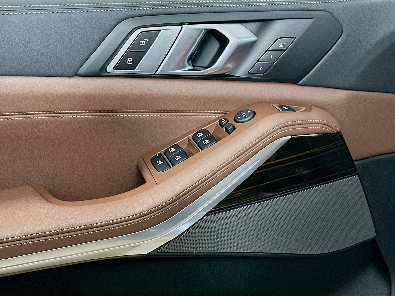 New 2026 BMW X5 xDrive40i w/ M Sport Package image 18