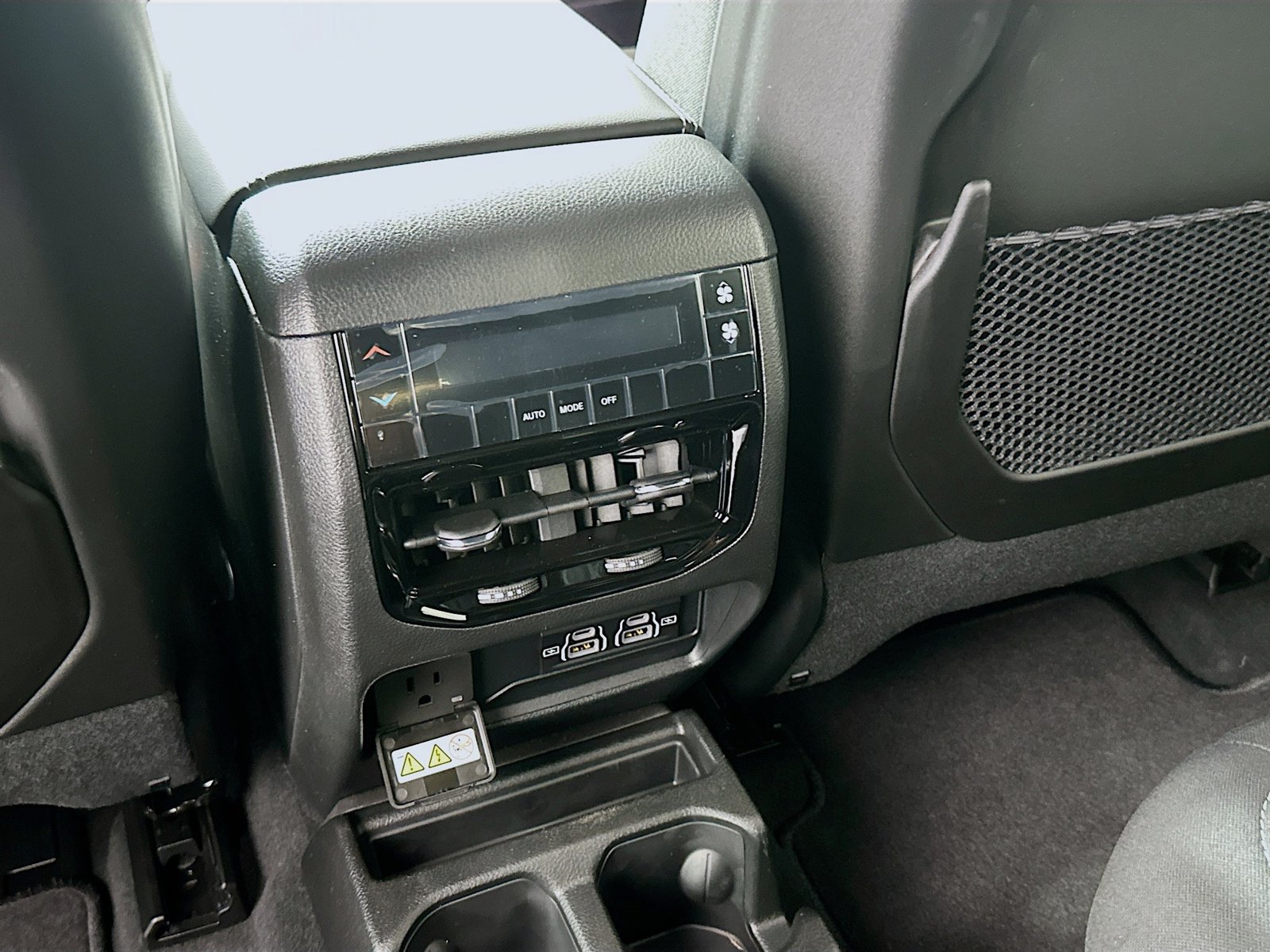 New 2026 Jeep Grand Cherokee L 4WD image 26